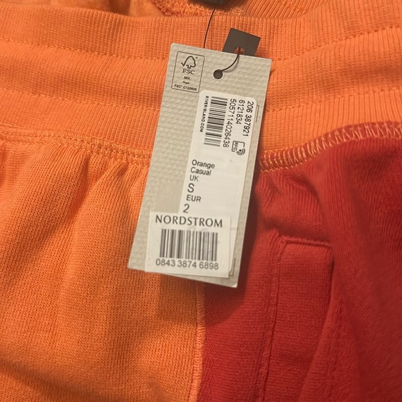 River Island ombre waved shorts color orange/white/red - Picture 4 of 4